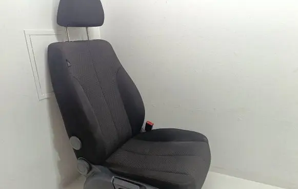 Volkswagen PASSAT B6 Front passenger seat 3C0971308A