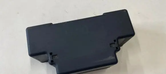 Opel Astra H Fuse box cover 13129783 74338300