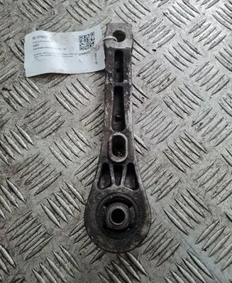 Volkswagen PASSAT B6 Front control arm