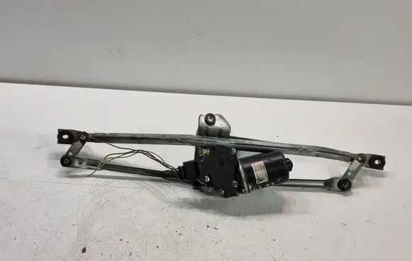 Audi A4 S4 B5 8D Front wiper linkage and motor 8D1955113C 8D1955605B