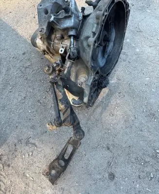 Opel Astra H Manual 5 speed gearbox R90400206 643958655 55565177