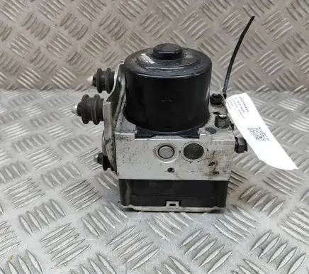 Volkswagen Touareg II ABS Pump 7P0614517G