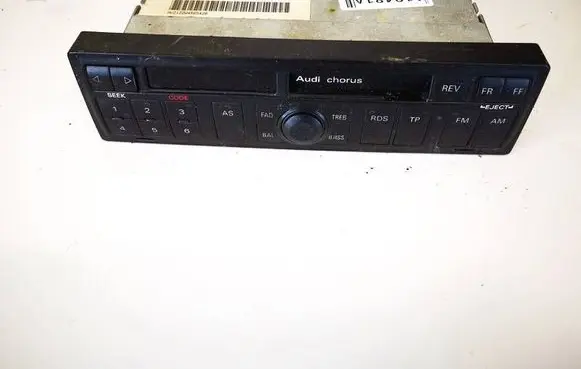 Audi A4 S4 B5 8D Radio/CD/DVD/GPS head unit 4b0035152a 7647245380
