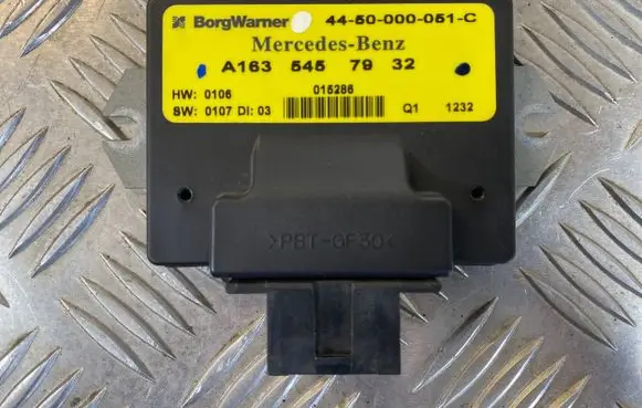 Mercedes-Benz ML W163 Transfer box differential control unit A1635457932 015286 4450000051C