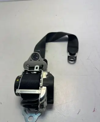 Toyota Hilux (AN120, AN130) Rear seatbelt 6299274A 6155974