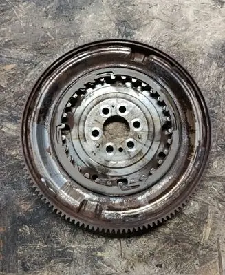 Volkswagen Golf VI Clutch pressure plate 