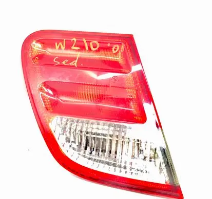 Mercedes-Benz E W210 Tailgate rear/tail lights A2108203964
