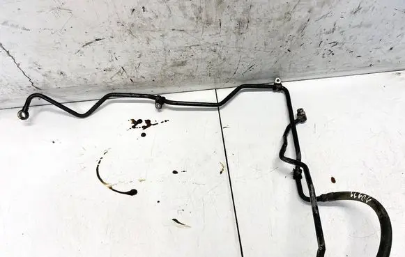 Mercedes-Benz C W203 Power steering hose/pipe/line 