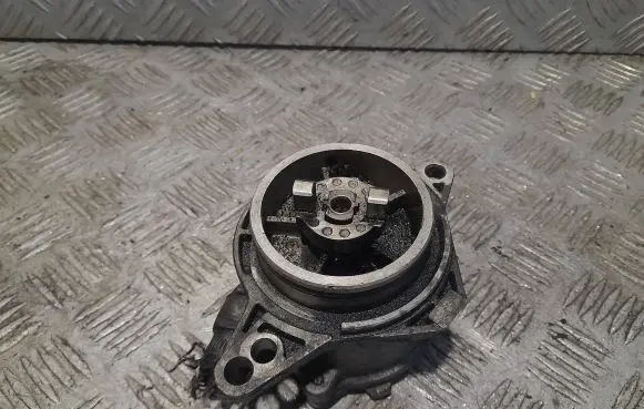 BMW 3 E46 Vacuum pump 96110885