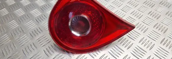Volkswagen Golf V Tailgate rear/tail lights 1K6945093G 89032904