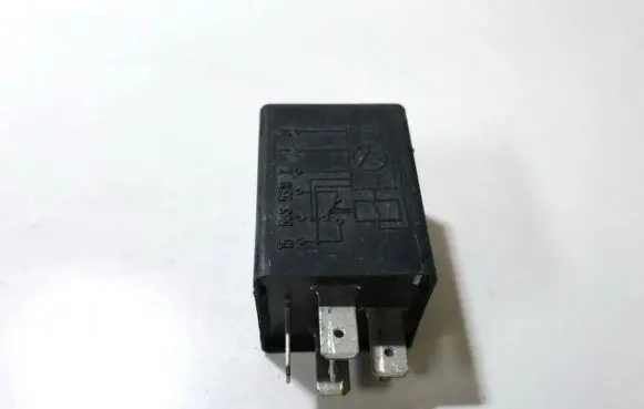 Volkswagen Transporter - Caravelle T4 Other relay 321955531a 5wk1636