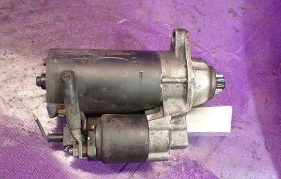 Volkswagen Polo Starter motor