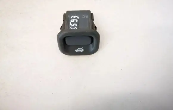 Honda CR-V Tailgate opening switch m8525