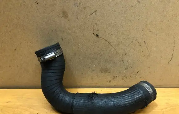 Renault Kangoo I Intercooler hose/pipe