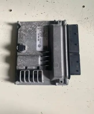 Volkswagen Polo V 6R Engine control unit/module 03P906021 28332899