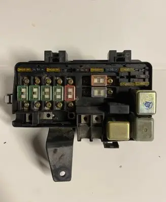 Honda Prelude Fuse module