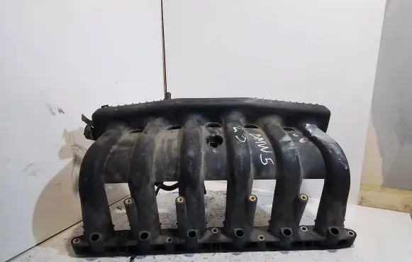 BMW 5 E39 Intake manifold 11611427618