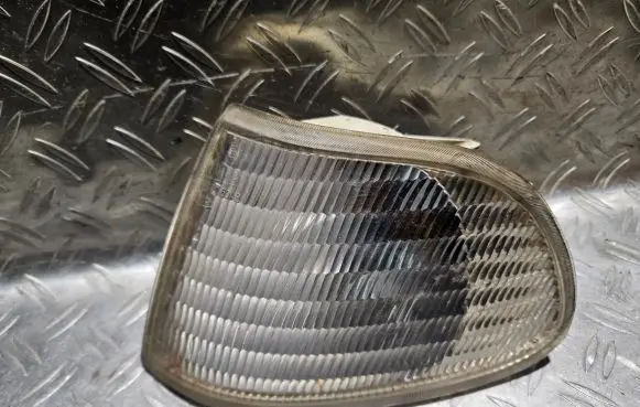 Front indicator light