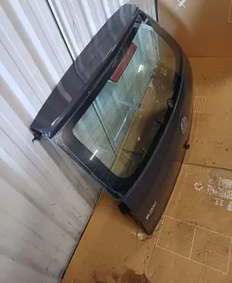 Tailgate/trunk/boot lid