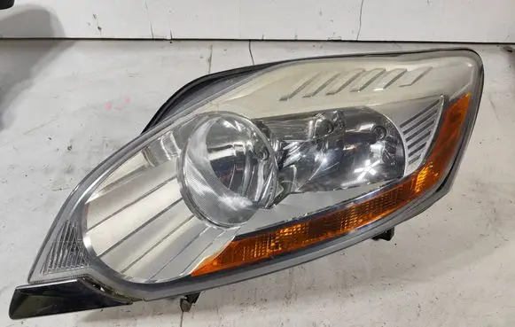 Ford Kuga I Headlight/headlamp 8V4113W030BE 1LJ00969603