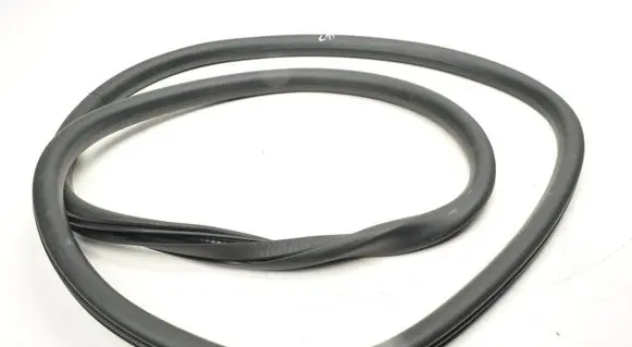 Ford Explorer Front door rubber seal R2KBR253A10A