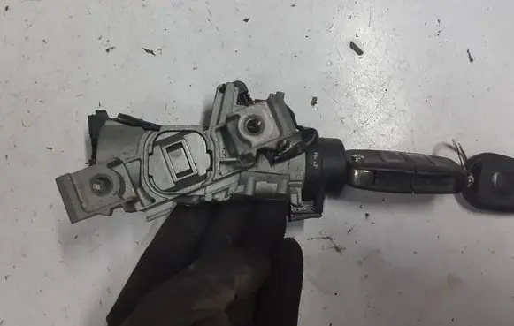 Seat Leon (1P) Ignition lock 