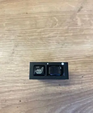 BMW 5 E39 Seat heating switch 61318352259 459500 03055000