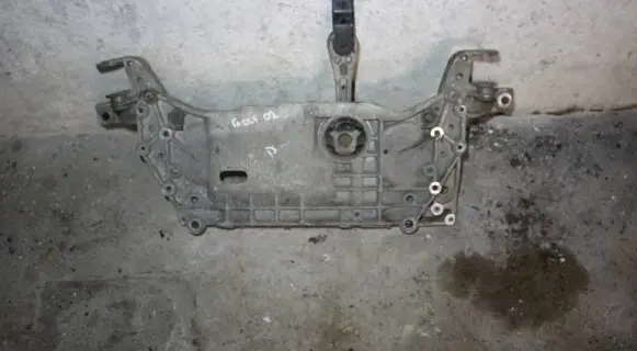 Volkswagen Golf V Rear subframe 