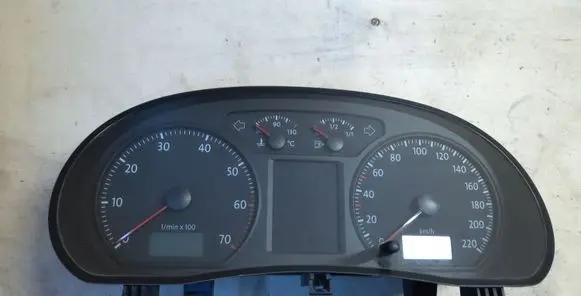 Volkswagen Polo IV 9N3 Speedometer (instrument cluster) 6Q0920803E 10080320