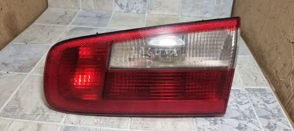 Renault Laguna II Tailgate rear/tail lights 8200002476