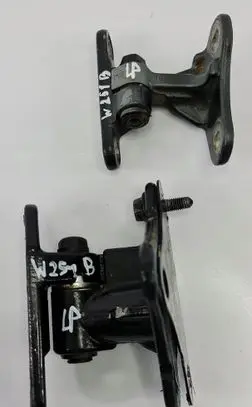 Mercedes-Benz R W251 Front door hinges set 