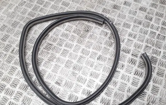 Honda Legend III KA9 Rubber seal rear door 