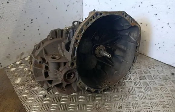 Renault Master III Manual 6 speed gearbox 320107483R