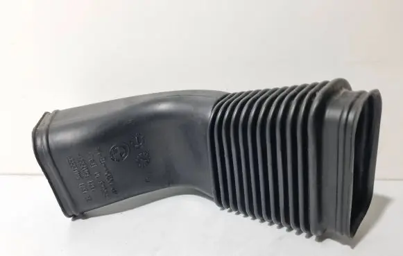 BMW X3 E83 Air intake duct part 3401555 3401556 11564310