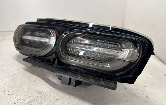 Chevrolet Camaro Rear/tail lights 86526052 23320 84495531