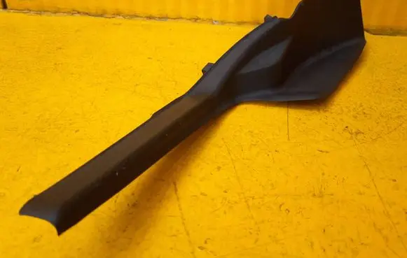 Toyota RAV 4 (XA50) Wiper trim 53867 42031
