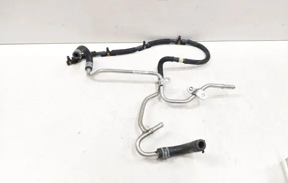Volkswagen PASSAT B7 Fuel return line/hose 03L201360AD B21042DA
