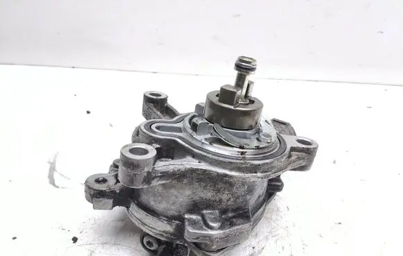 Volvo S60 Vacuum pump 31258031