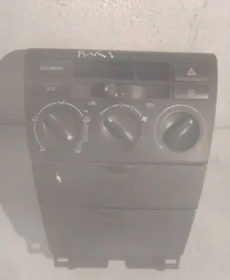 Toyota Corolla E120 E130 Climate control unit 5553302040