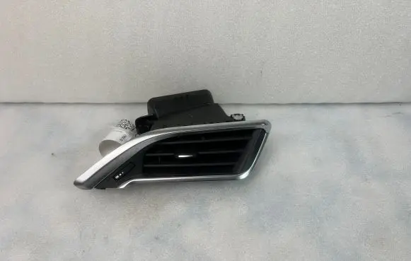 Peugeot 2008 I Dashboard side air vent grill/cover trim 9673131677