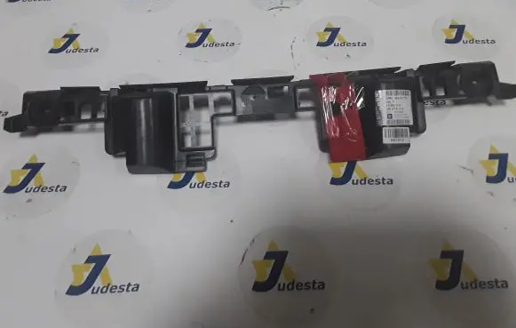 Opel Astra H Front bumper mounting bracket 13225772 1406612