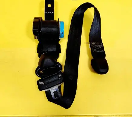 Chrysler Voyager Rear seatbelt 04680517AC