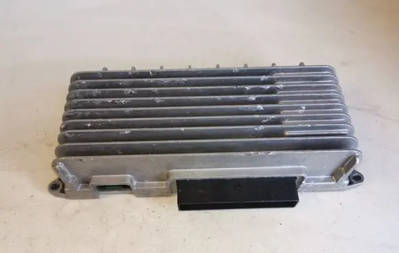 Audi A6 S6 C6 4F Sound amplifier 4F0910223H 4F0035223K