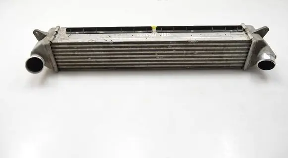 Hyundai i30 Intercooler radiator 282712A680