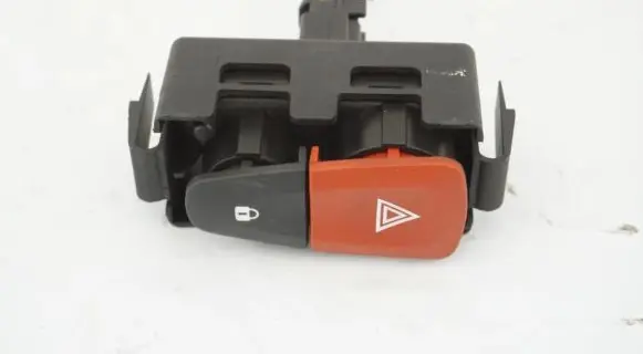 Renault Scenic III - Grand scenic III Hazard light switch 8200214896