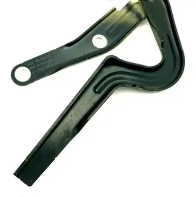 Engine bonnet/hood hinges