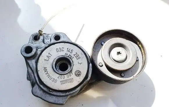 Volkswagen PASSAT B7 Generator/alternator belt tensioner 03C145299J