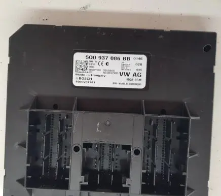 Volkswagen PASSAT B8 Comfort/convenience module 5Q0937086BB