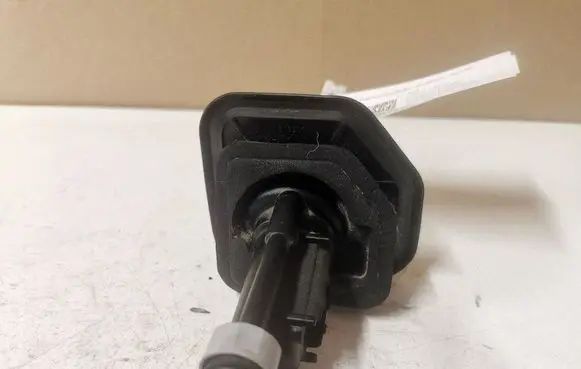 Ford C-MAX I Clutch master cylinder 3M517T504AC 3M517A543AE