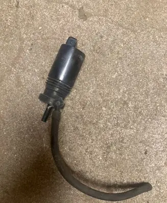 Volvo XC60 Windscreen/windshield washer pump 1020369 110319A